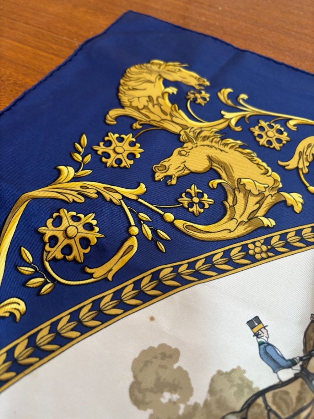 Authentic HERMES Carre 90 Scarf "LA PROMENADE DE LONGCHAMPS" Silk Blue - Picture 7 of 8